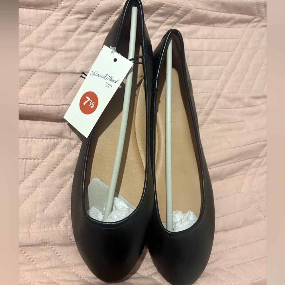 Universal Thread Black Women's Flats